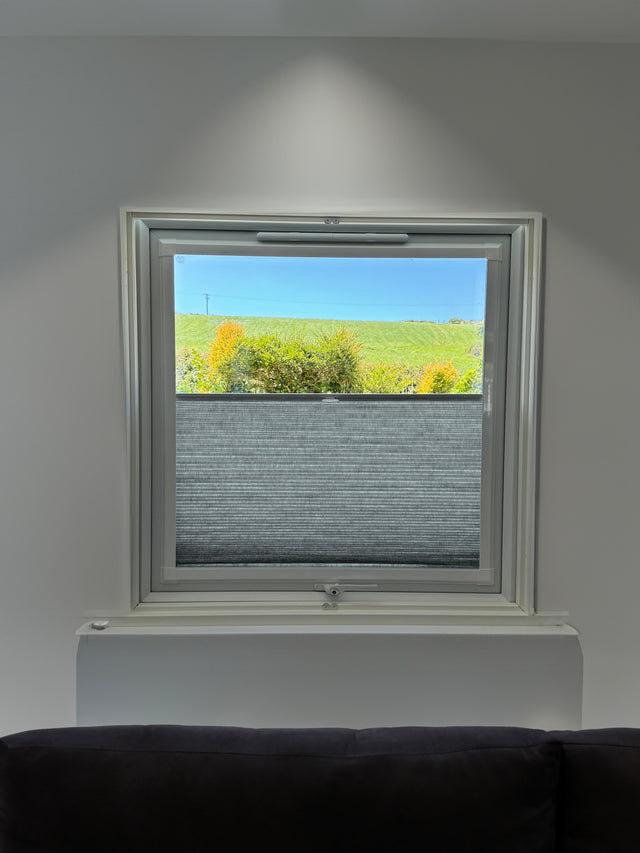 Perfect Fit Duette® Blind Dim Out Legend - Blinds4All.co.uk