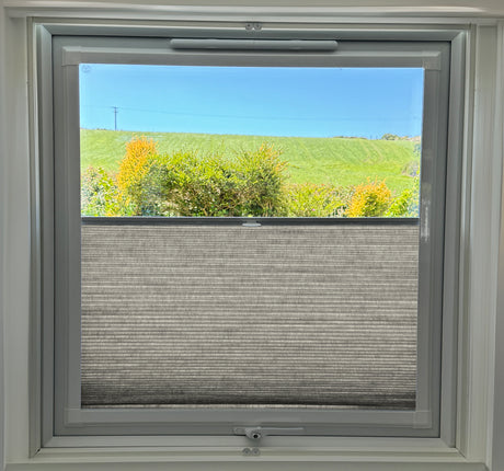 Perfect Fit Duette® Blind Dim Out Spaghetti - Blinds4All.co.uk