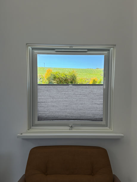 Perfect Fit Duette® Blind Dim Out Swan White - Blinds4All.co.uk