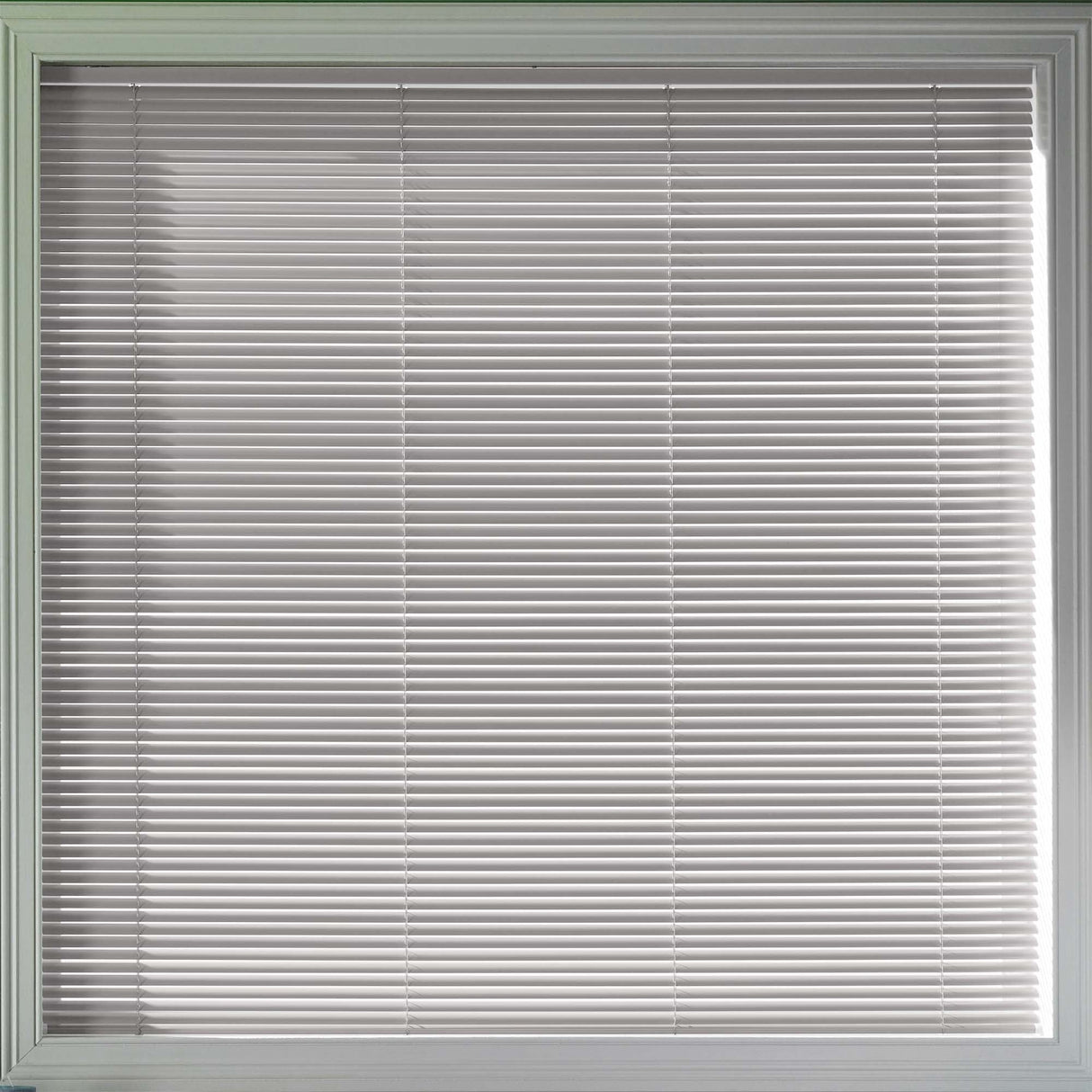 Perfect Fit Metal Venetian Sample - Boutique 25mm - Blinds4All.co.uk