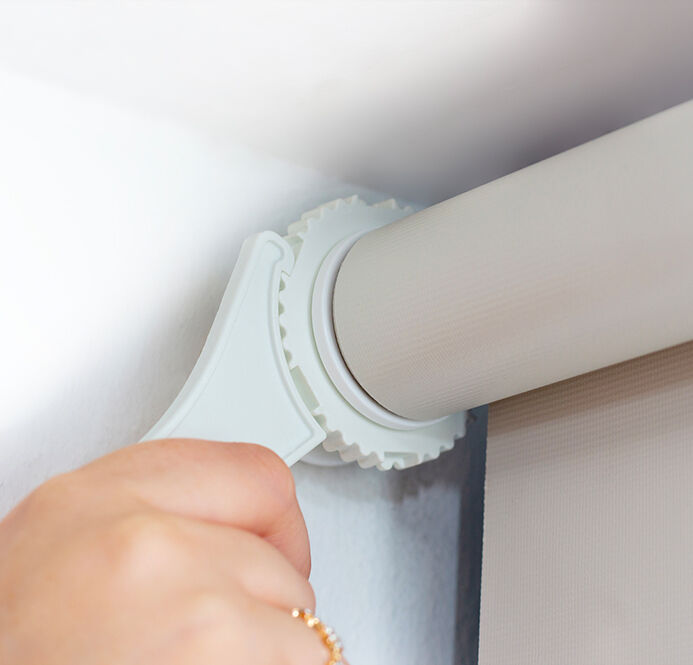 Palette FR Bright White Twist Fit Roller Blind