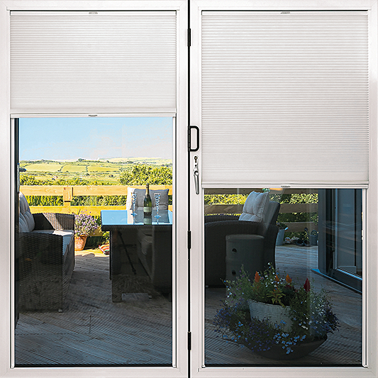 Duette® TruFit® Sample - Room Darkening Swan White - Blinds4All.co.uk