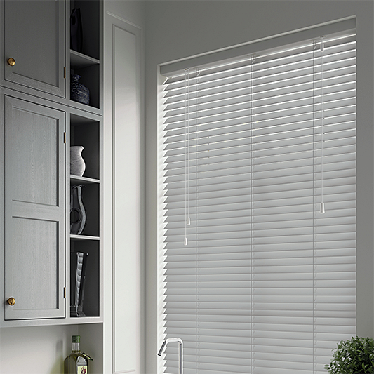 Kalm 50mm - Battery Powered Tilt - Blinds4All.co.uk
